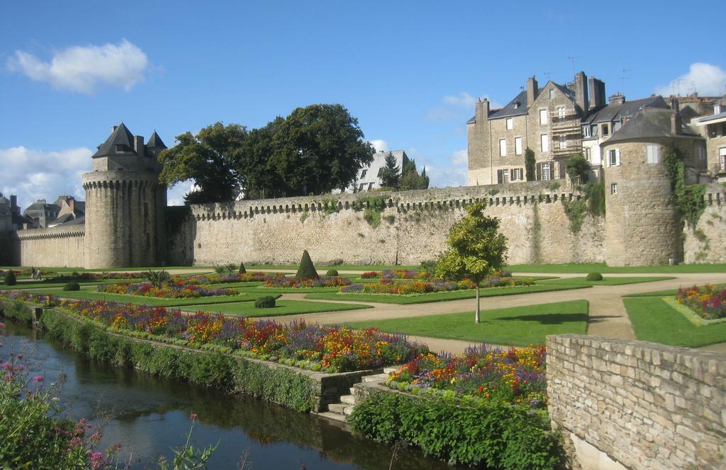 Appart Hotel Le Liberte Vannes Centre-Ville מראה חיצוני תמונה